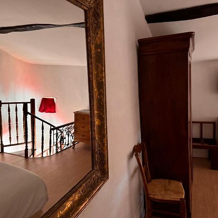 Hotel-Restaurant Le Moulin De La Camandoule ファイエンス エクステリア 写真