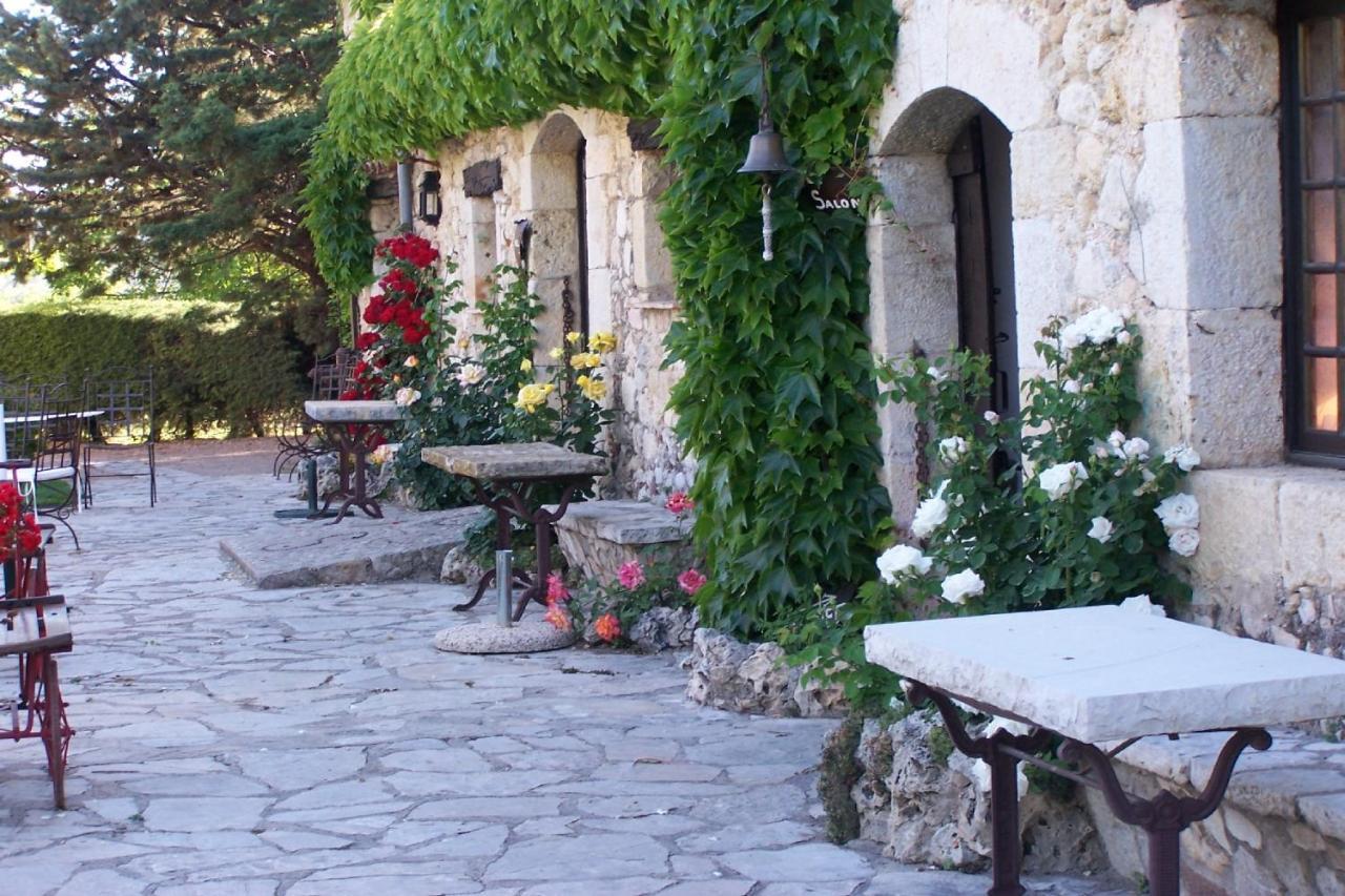 Hotel-Restaurant Le Moulin De La Camandoule ファイエンス エクステリア 写真