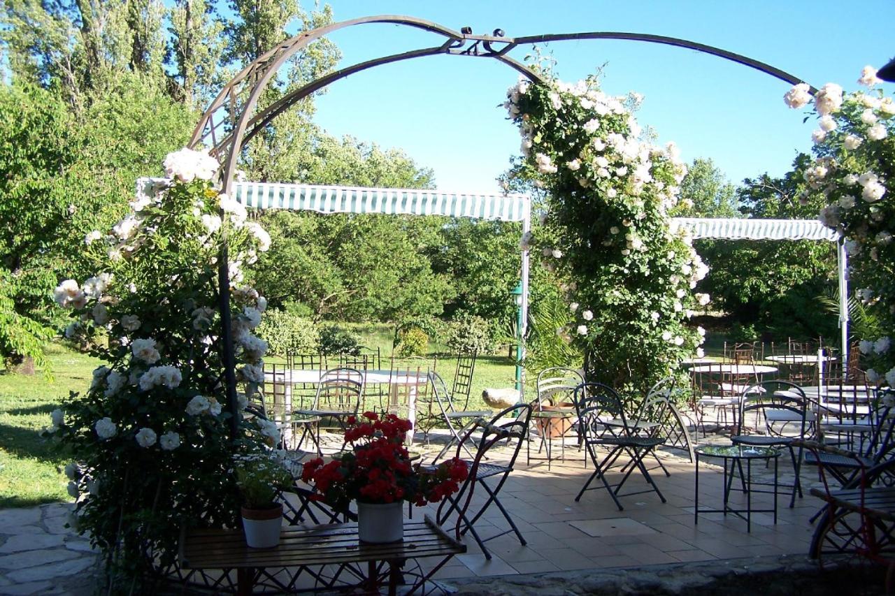 Hotel-Restaurant Le Moulin De La Camandoule ファイエンス エクステリア 写真