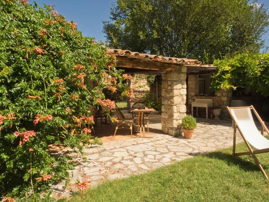 Hotel-Restaurant Le Moulin De La Camandoule ファイエンス エクステリア 写真