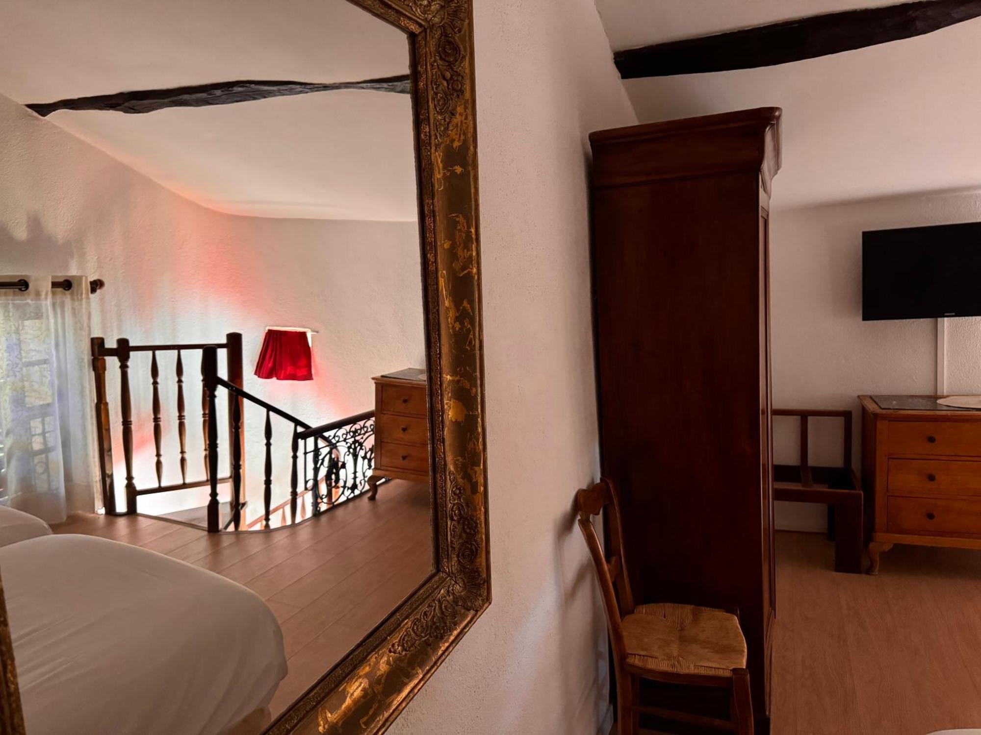 Hotel-Restaurant Le Moulin De La Camandoule ファイエンス エクステリア 写真