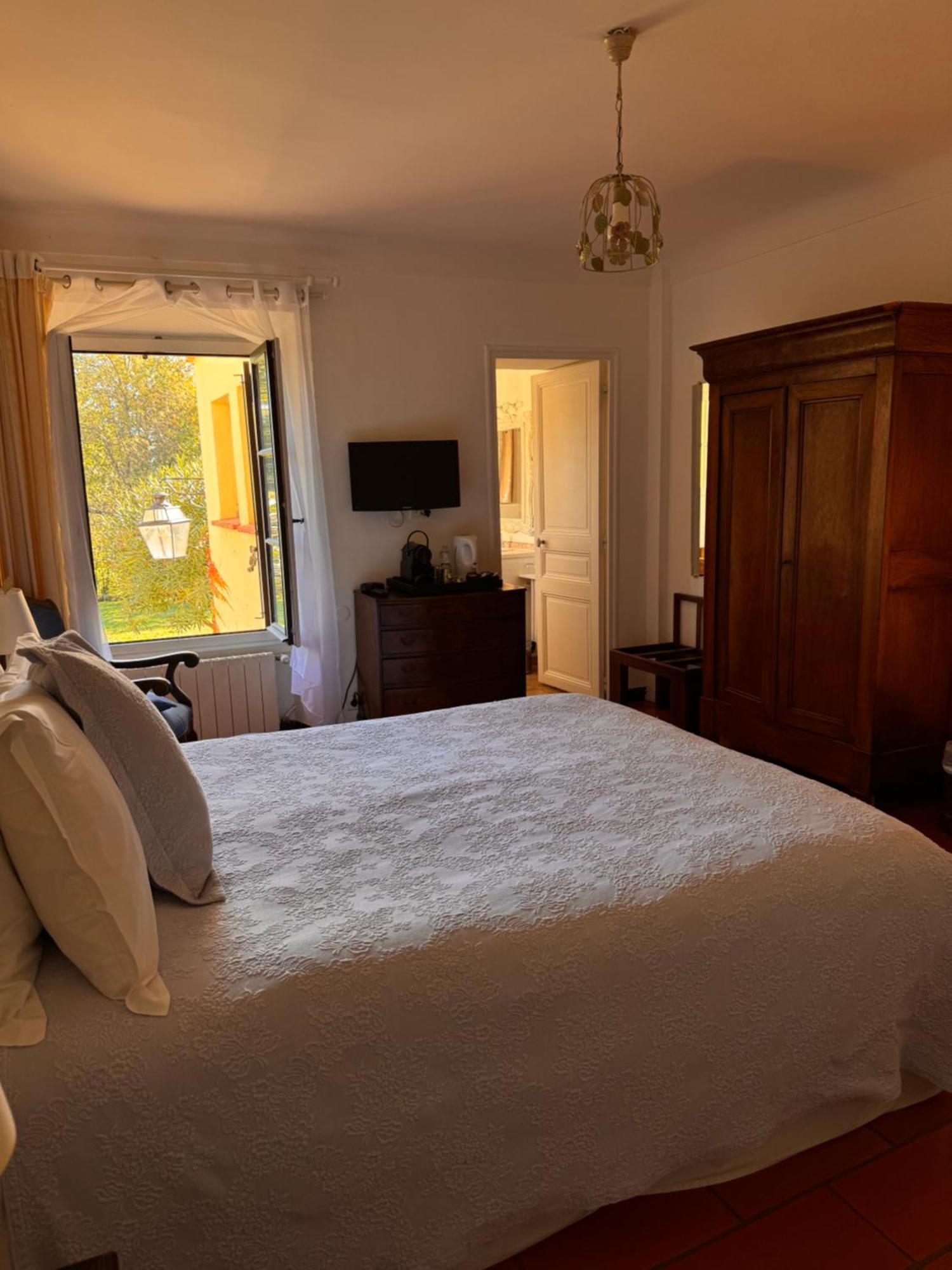 Hotel-Restaurant Le Moulin De La Camandoule ファイエンス エクステリア 写真